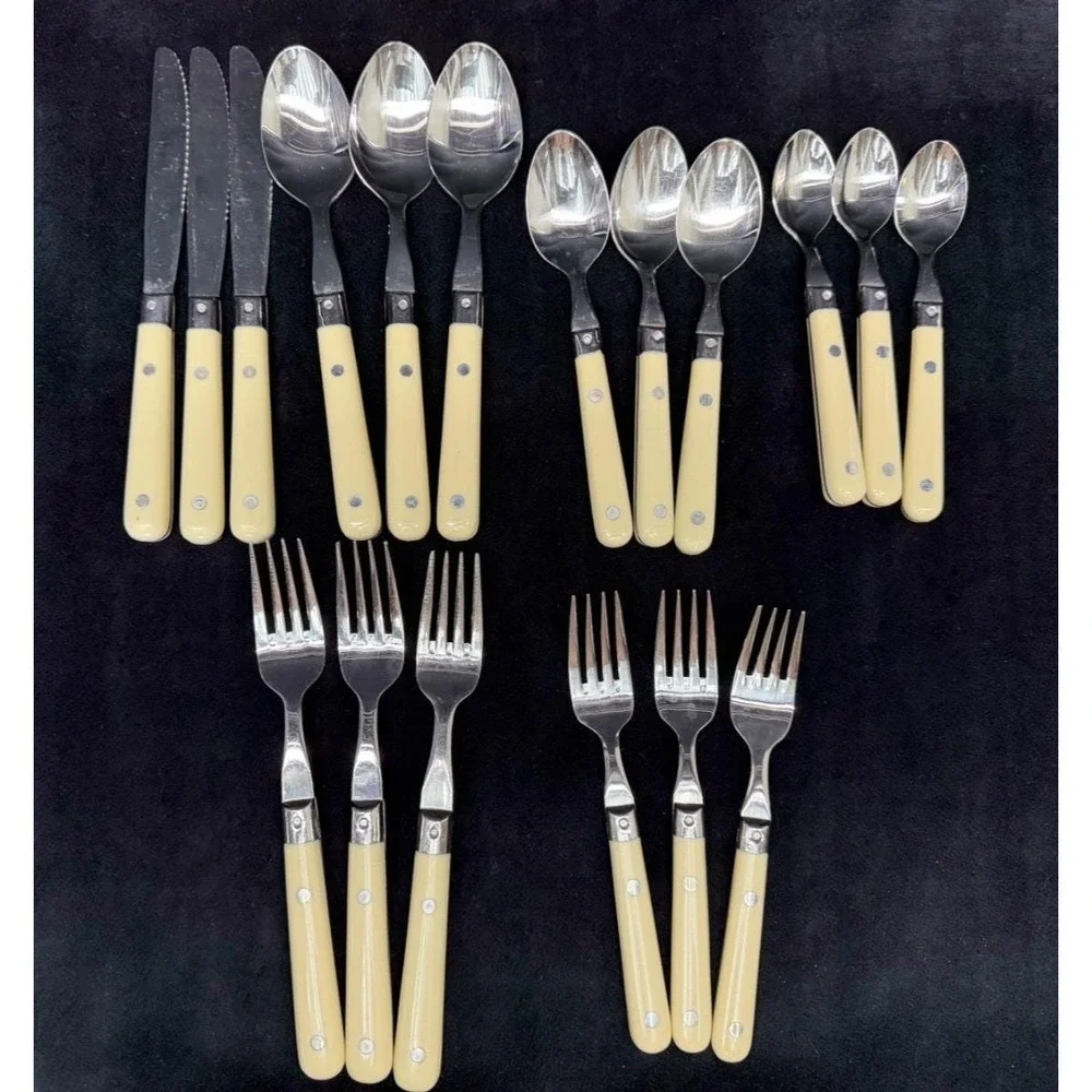 Ivory Flatware Le Prix Lillian Vernon* Stainless Korea Service for 3 (18 Pieces)